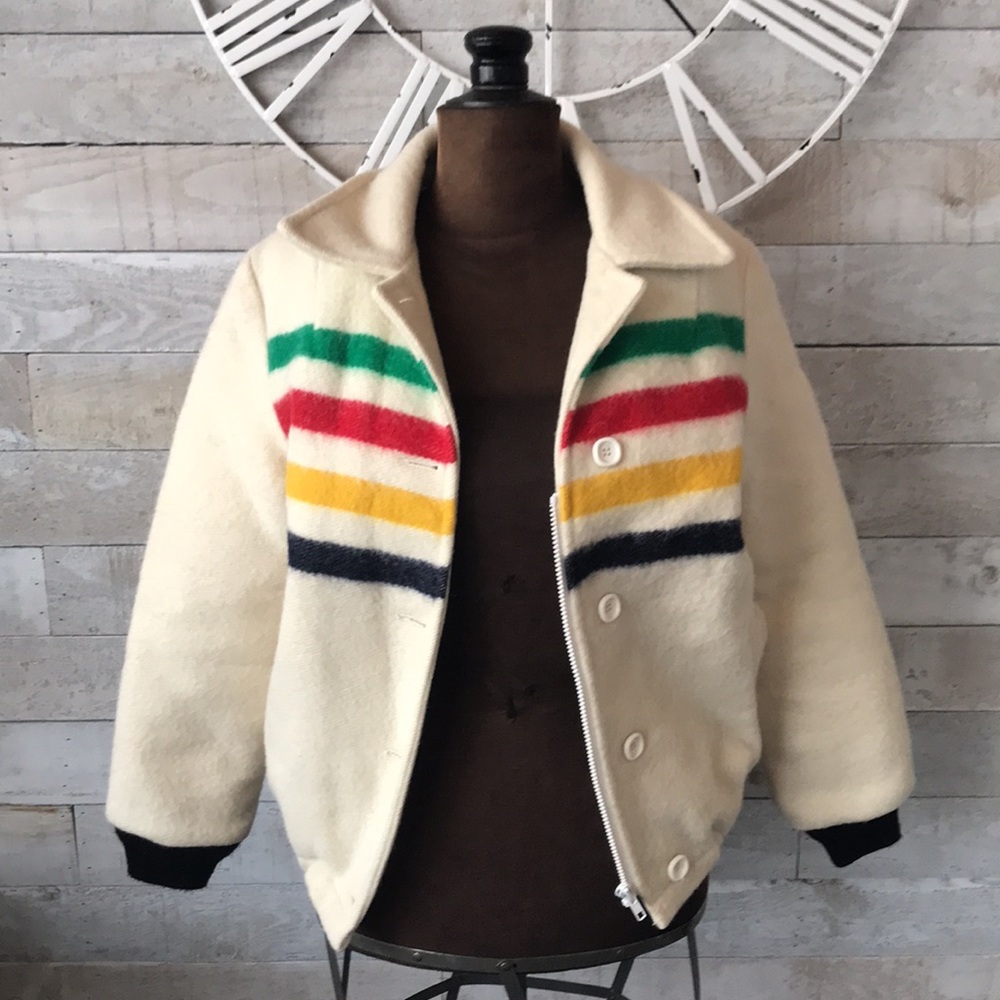 Iconic 1980s Hudson’s Bay quilted jacket - Picture 4 of 14